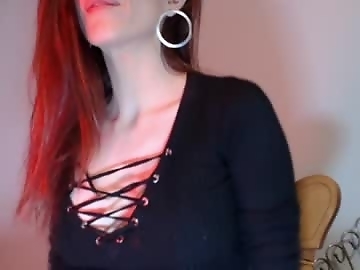 tiannarae is 99 year old sex cam girl