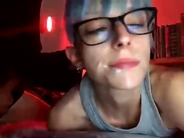 peoplefromthelittletown is 0 year old sex cam couple