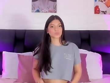 rachell_duque is 0 year old boobs sex cam girl