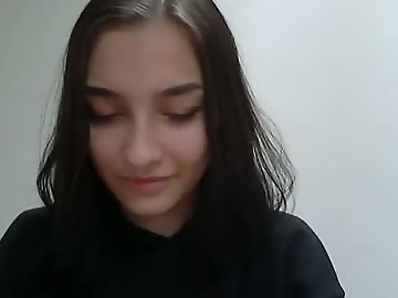 veryveryshygirl is 0 year old sex cam girl