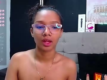 dimitrixgirl is 19 year old ebony sex cam girl