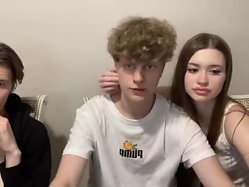 holybabe342 is 0 year old sex cam couple